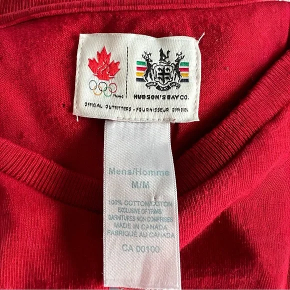 Vintage Hudson’s Bay Canada Olympic Team Red T-Shirt Made in Canada - Picture 3 of 4